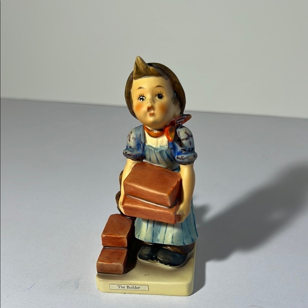 Charming Blue and Brown Hummel 1955 - The Builder GH112